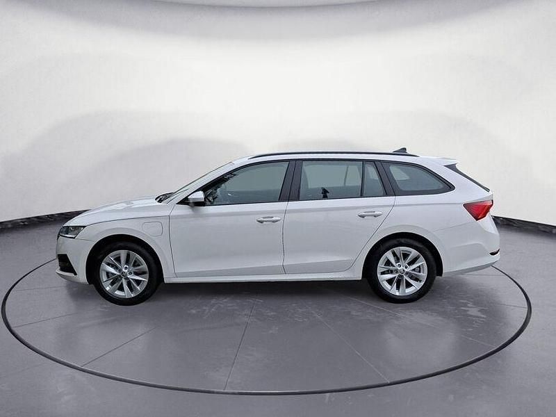 Gebraucht Skoda Octavia 204 PS (150 kW) 2023 Weiss