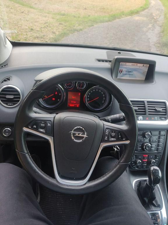 Gebraucht 2010 Opel Meriva Color Edition Van / Kleinbus | 3.000 € (Guter Preis) - Bild 1/4
