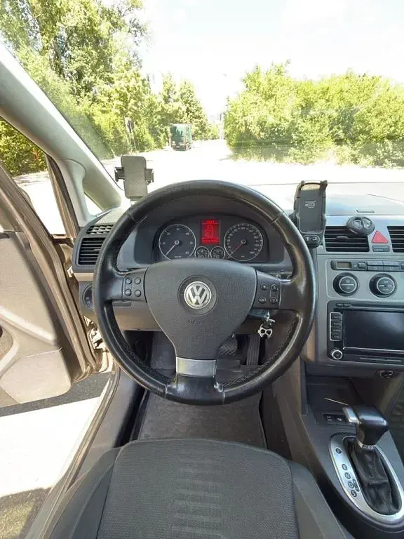 Gebraucht VW Touran Highline 140 PS (102 kW) 2007 Grau Van / Kleinbus