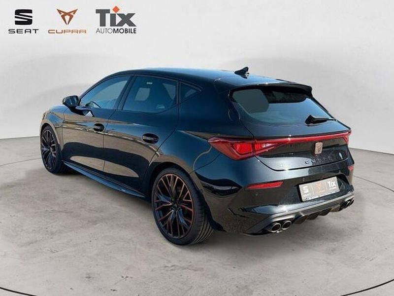 Gebraucht Cupra Leon VZ 300 PS (220 kW) 2023 Schwarz Limousine
