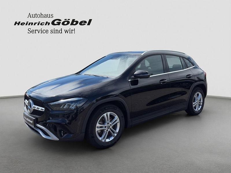 Schwarz Gebraucht 2023 Mercedes GLA200 SUV | 35.900 € (Guter Preis) - Bild 1/4