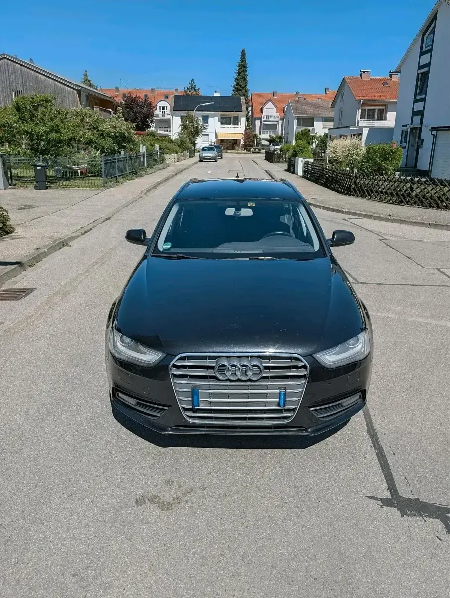 Gebraucht Audi A4 204 PS (150 kW) 2012 Schwarz Kombi