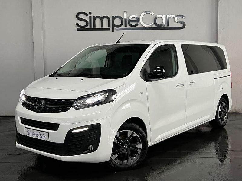 Weiß Gebraucht 2022 Opel Zafira Life Van | 31.480 € (Guter Preis) - Bild 1/4