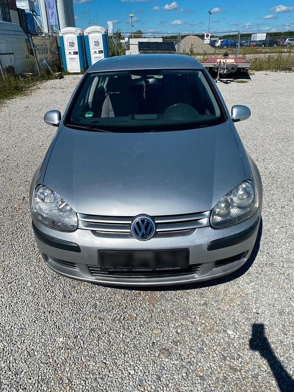Silber Gebraucht 2005 VW Golf V Kombi | 999 € (Guter Preis) - Bild 1/4