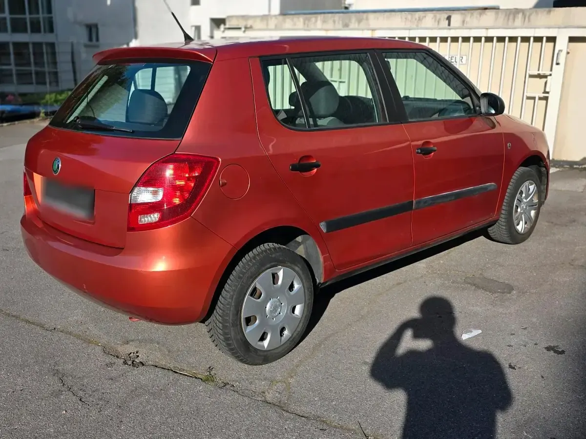 Gebraucht Skoda Fabia 70 PS (51 kW) 2010 Andere farben Kleinwagen
