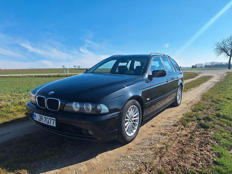 Gebraucht BMW 525 192 PS (141 kW) 2003 Schwarz Kombi
