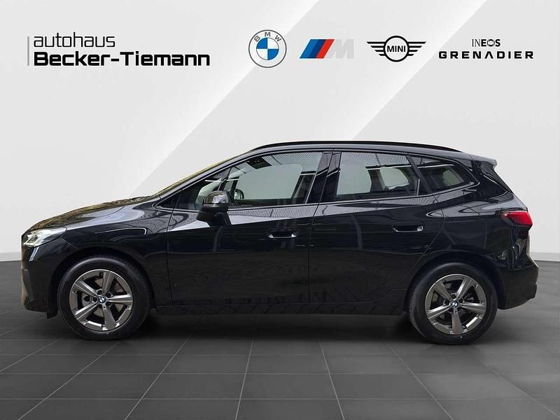 Gebraucht BMW 220 Active Tourer Efficient Dynamics 156 PS (114 kW) 2025 Schwarz Van / Kleinbus