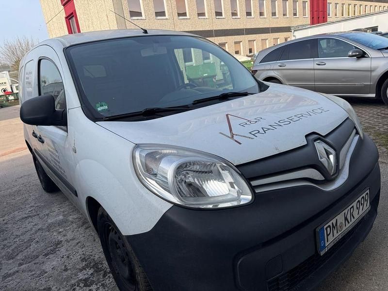 Gebraucht Renault Trafic 75 PS (55 kW) 2014 Weiß Van / Kleinbus