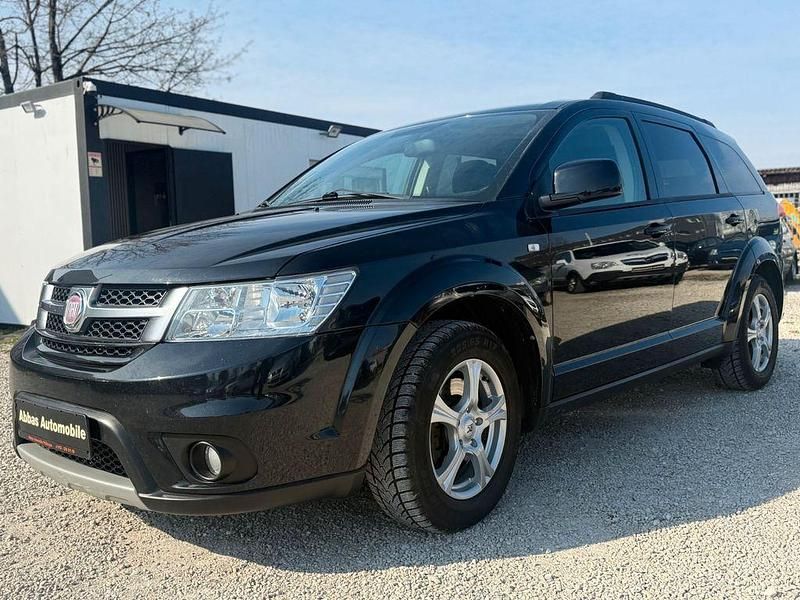 Gebraucht Fiat Freemont 170 PS (125 kW) 2012 Schwarz SUV