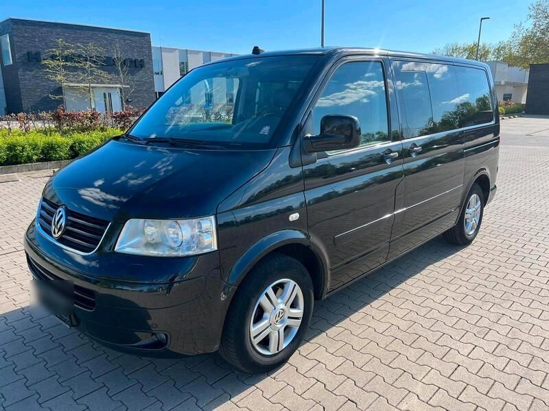 Schwarz Gebraucht 2004 VW T5 Highline Van | 6.500 € - Bild 1/4