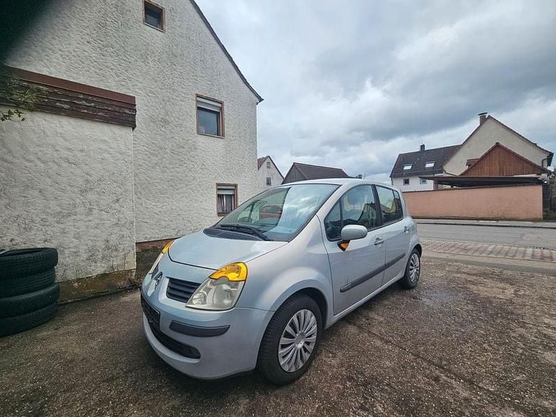Gebraucht Renault Modus Dynamique 88 PS (64 kW) 2004 Grau Van / Kleinbus