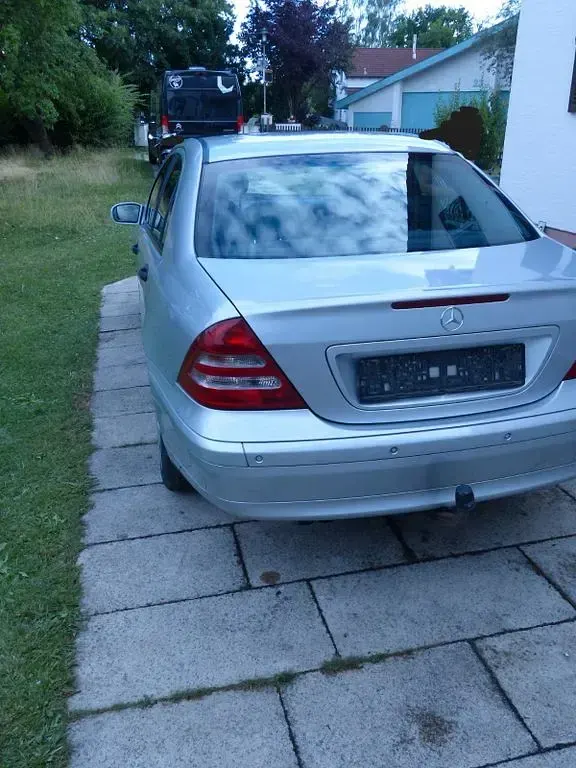 Gebraucht Mercedes C220 Classic 143 PS (105 kW) 2000 Grau Limousine