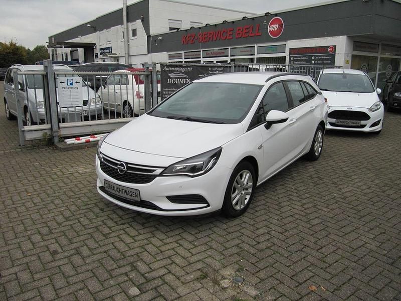 Weiß Gebraucht 2016 Opel Astra Edition Kombi | 9.999 € (Fairer Preis) - Bild 1/4