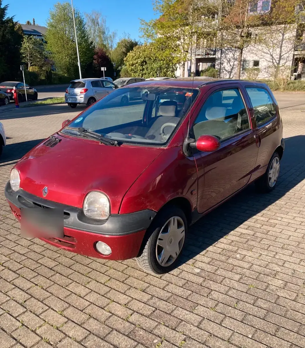 Używany Renault Twingo 43 KM (31 kW) 2000 Czerwony Hatchback
