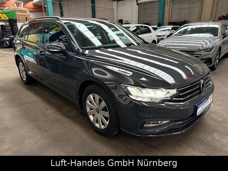 Gebraucht VW Passat Conceptline 122 PS (89 kW) 2021 Uranograu Kombi