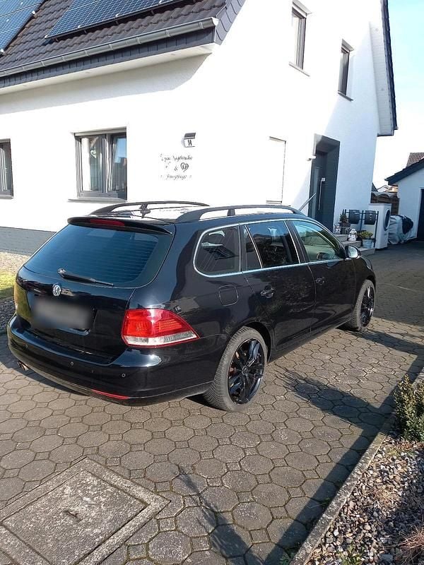 Gebraucht VW Golf 122 PS (89 kW) 2011 Schwarz Kombi