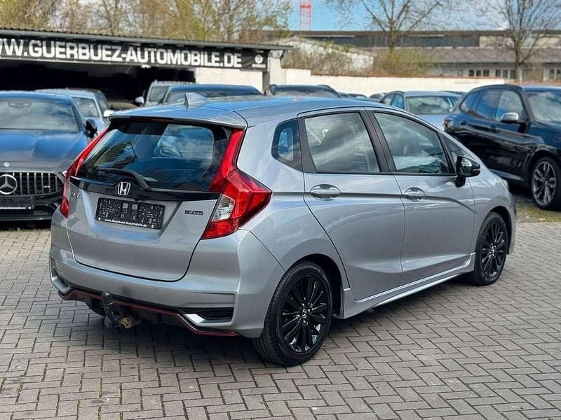 Gebraucht Honda Jazz Dynamic 131 PS (96 kW) 2019 Silber Kleinwagen