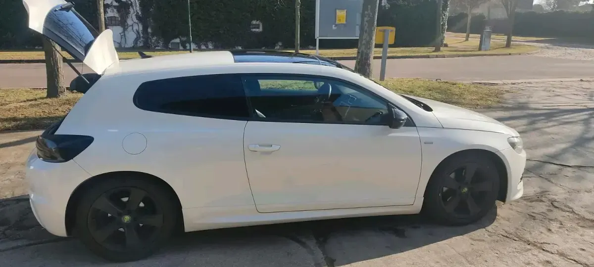 Usata VW Scirocco 211 CV (155 kW) 2013 Bianco Coupé