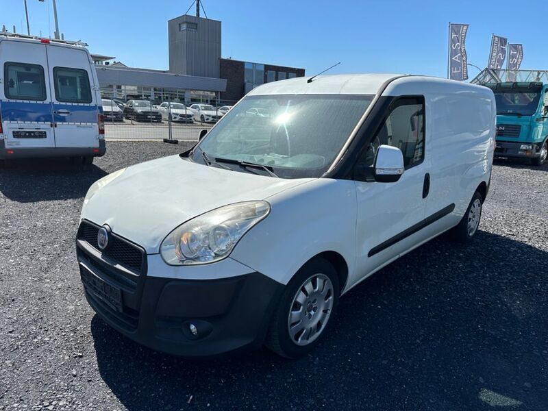 Weiß Gebraucht 2013 Fiat Doblò Van / Kleinbus | 9.900 € - Bild 1/4