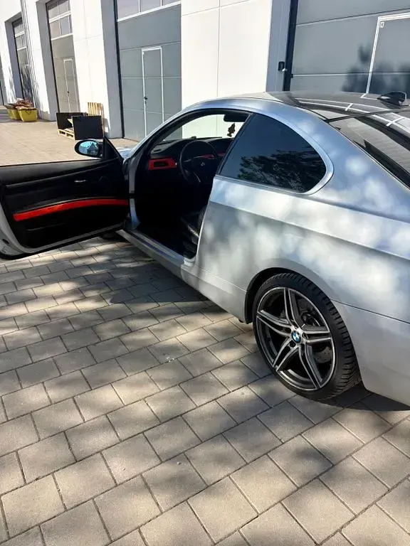 Gebraucht BMW 335 Sport Line 450 PS (330 kW) 2007 Silber Coupé