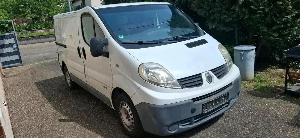 Gebraucht Renault Trafic 2010 Weiß Van / Kleinbus