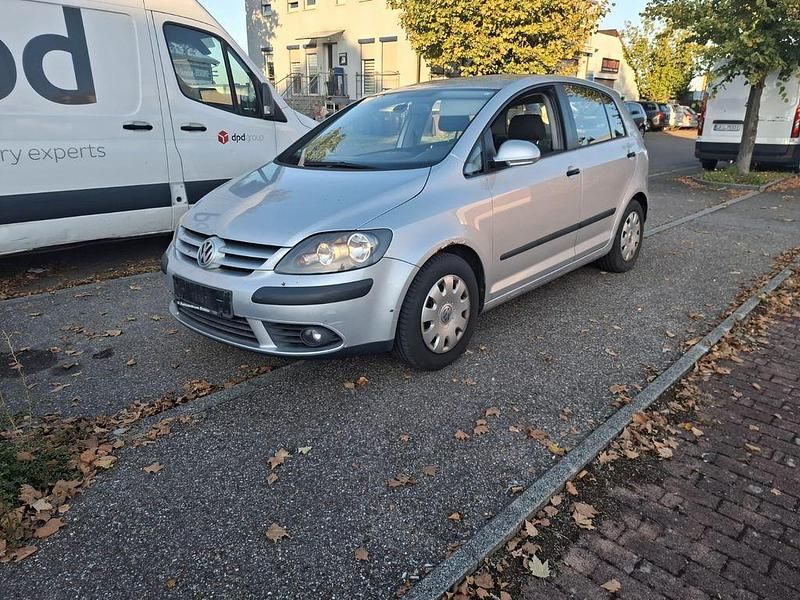 Silber Gebraucht 2005 VW Golf Plus Cross Trendline Van / Kleinbus | 1.199 € (Superpreis) - Bild 1/4