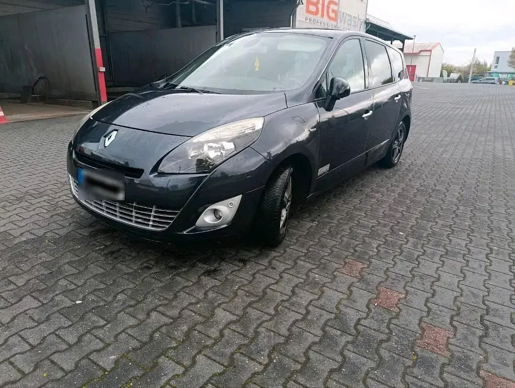 Gebraucht Renault Scenic E-Tech Bose Edition 2011 Grün Kombi