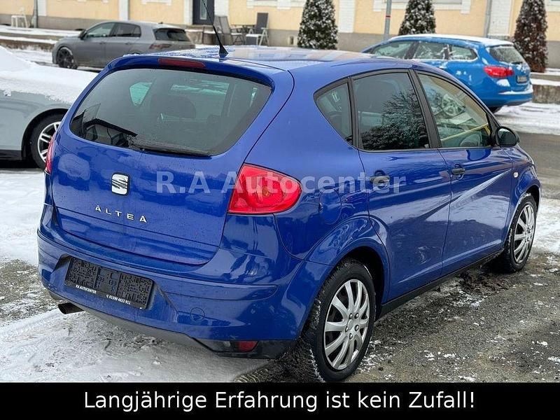 Gebraucht Seat Altea Reference 102 PS (75 kW) 2004 Blau Van / Kleinbus