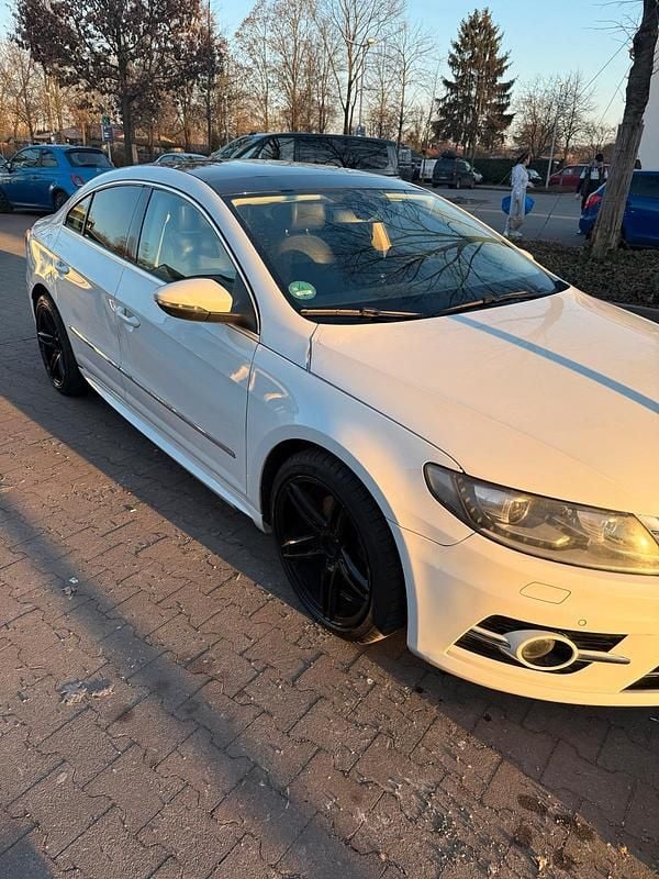 Gebraucht VW Passat R-line 160 PS (117 kW) 2015 Weiß Limousine