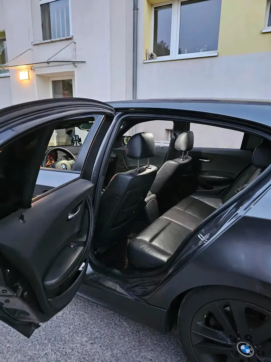 Gebraucht BMW 120 163 PS (119 kW) 2004 Schwarz Kleinwagen
