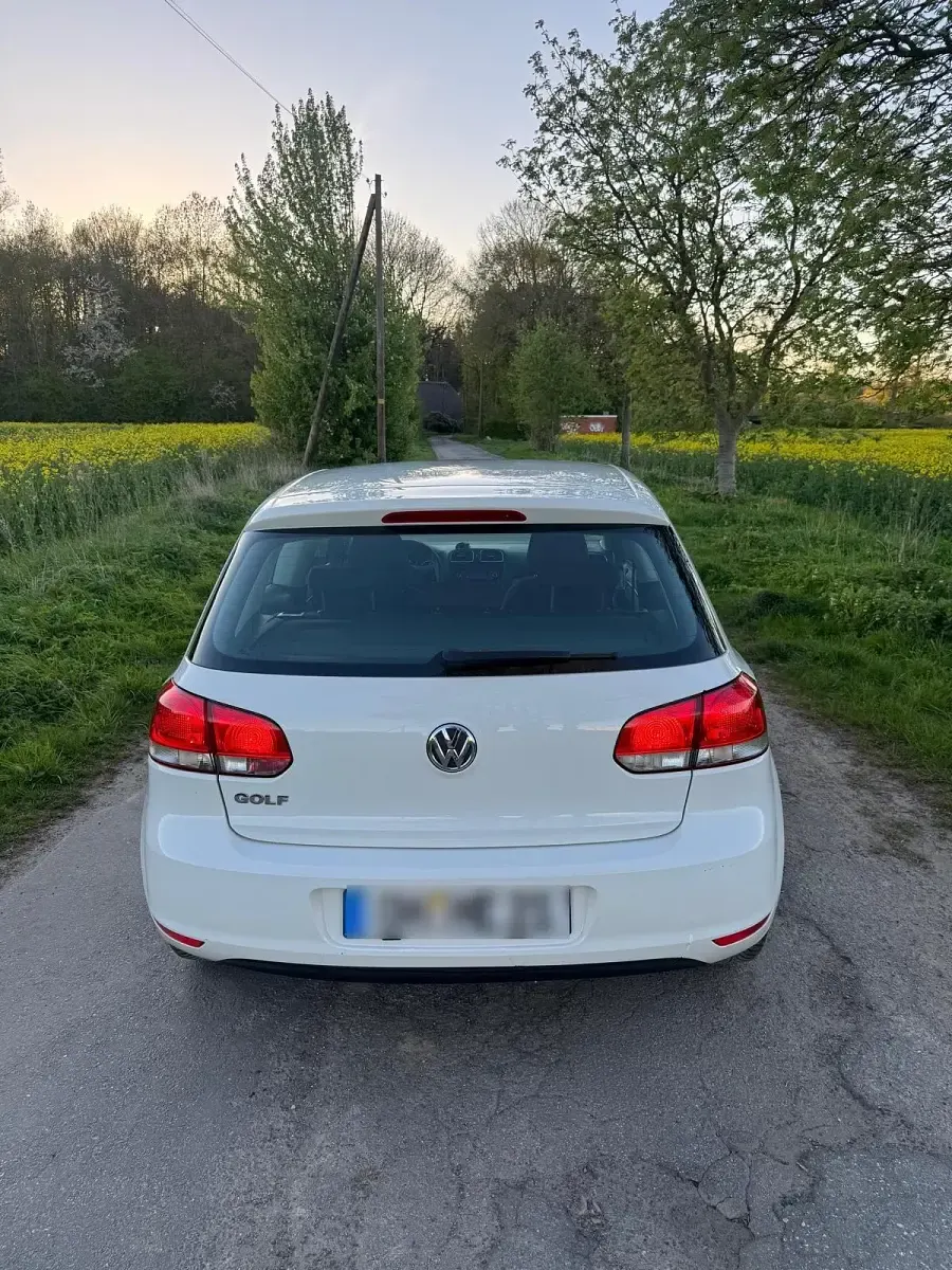 Usata VW Golf 84 CV (61 kW) 2009 Bianco Coupé
