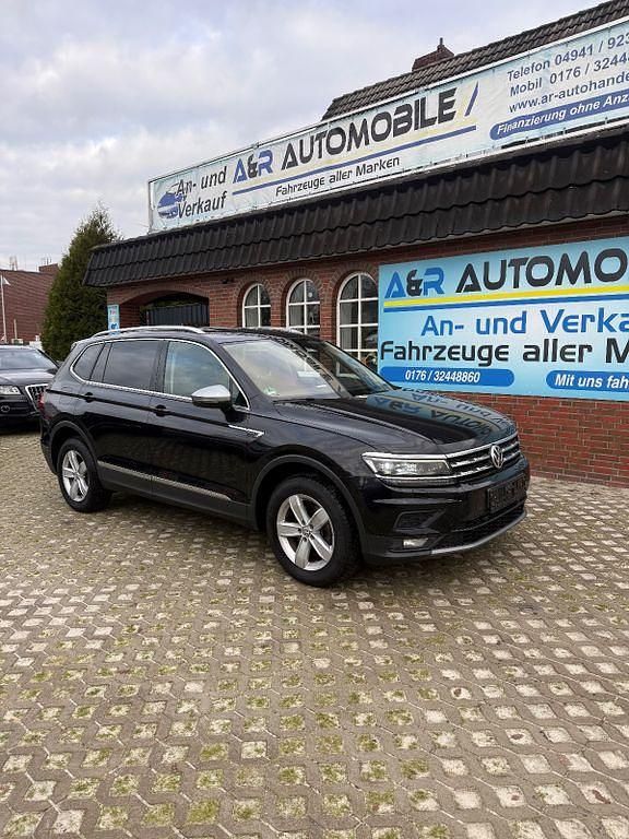 Schwarz Gebraucht 2018 VW Tiguan Allspace Comfortline SUV | 12.999 € (Teuer) - Bild 1/4