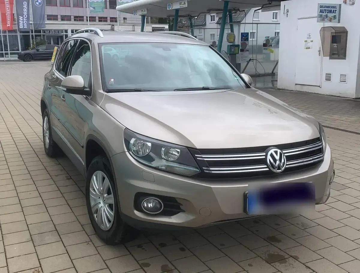 Gebraucht VW Tiguan Style 160 PS (117 kW) 2012 Andere farben SUV