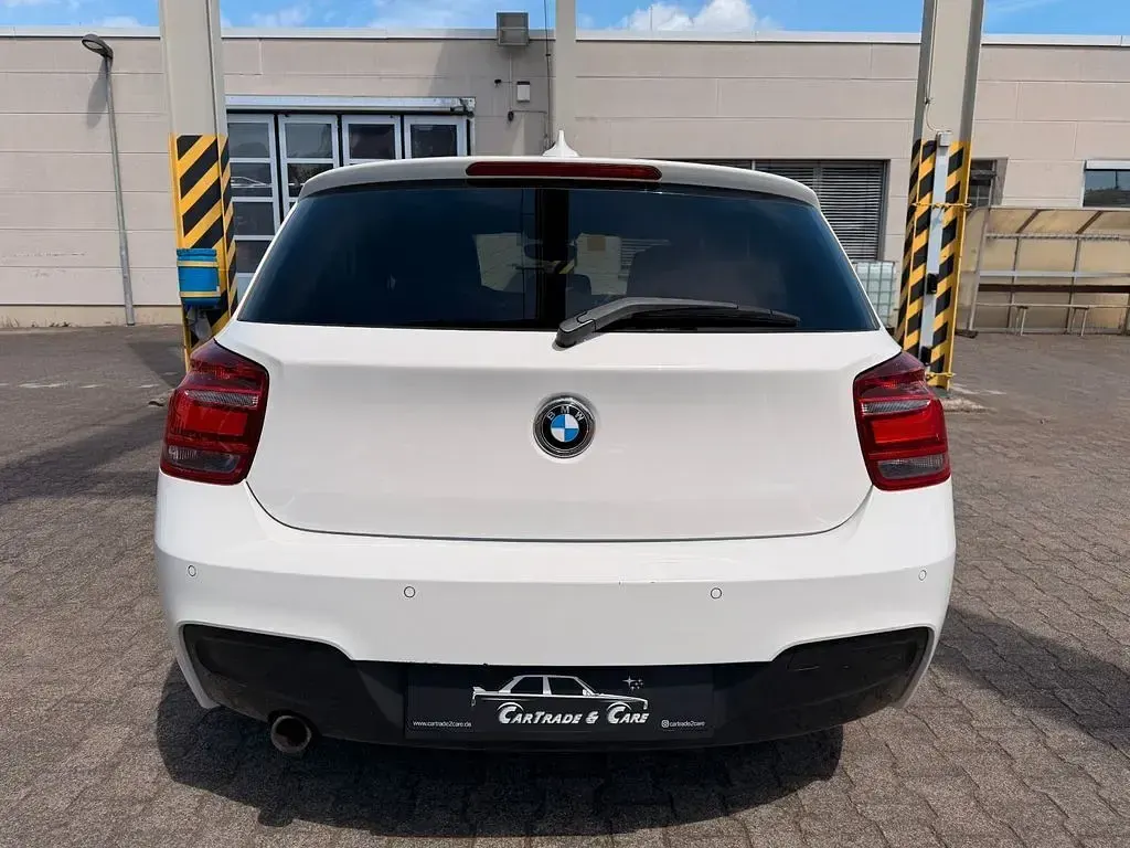 Gebraucht BMW 118 Performance 170 PS (125 kW) 2012 Weiß Kleinwagen