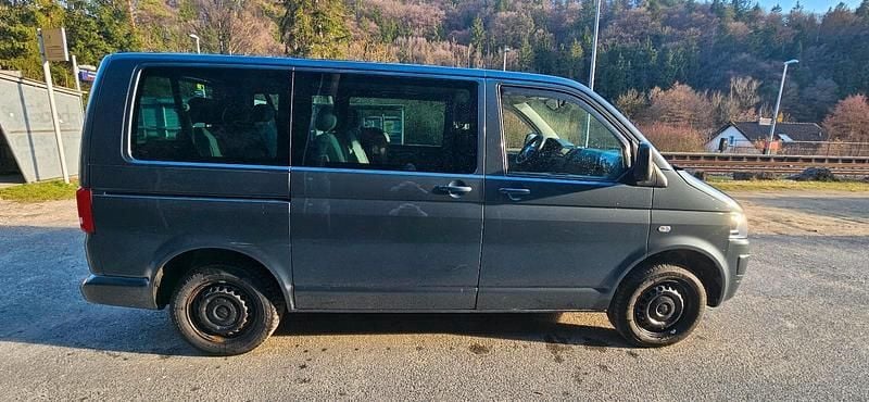 Gebraucht VW Transporter 131 PS (96 kW) 2006 Grau Van