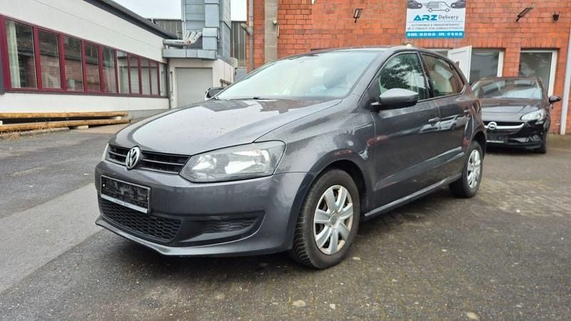 Gebraucht VW Polo 86 PS (63 kW) 2010 Grau Limousine