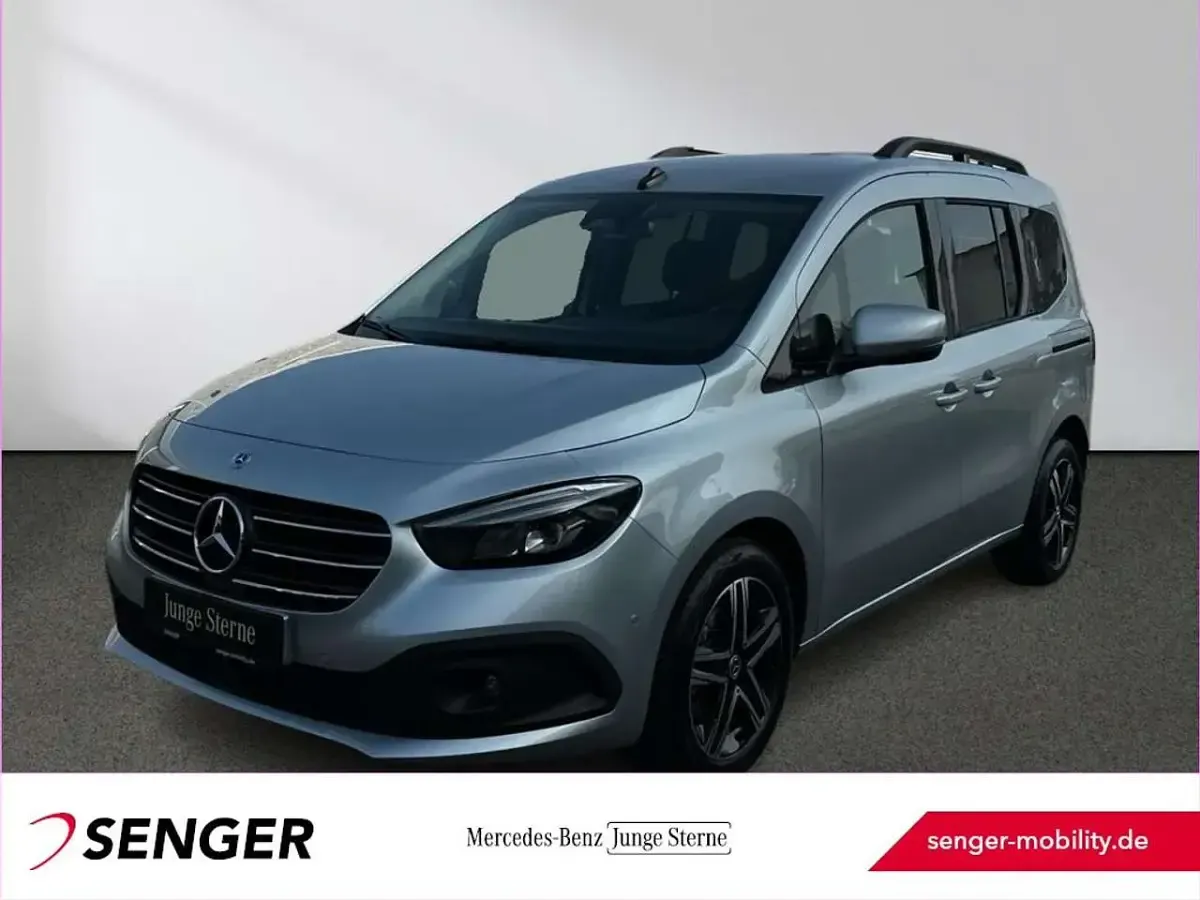 Gebraucht Mercedes T180 Progressive 116 PS (85 kW) 2024 Van / Kleinbus