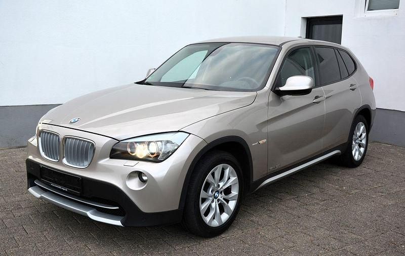 Gebraucht BMW X1 xLine 184 PS (135 kW) 2012 Gold SUV