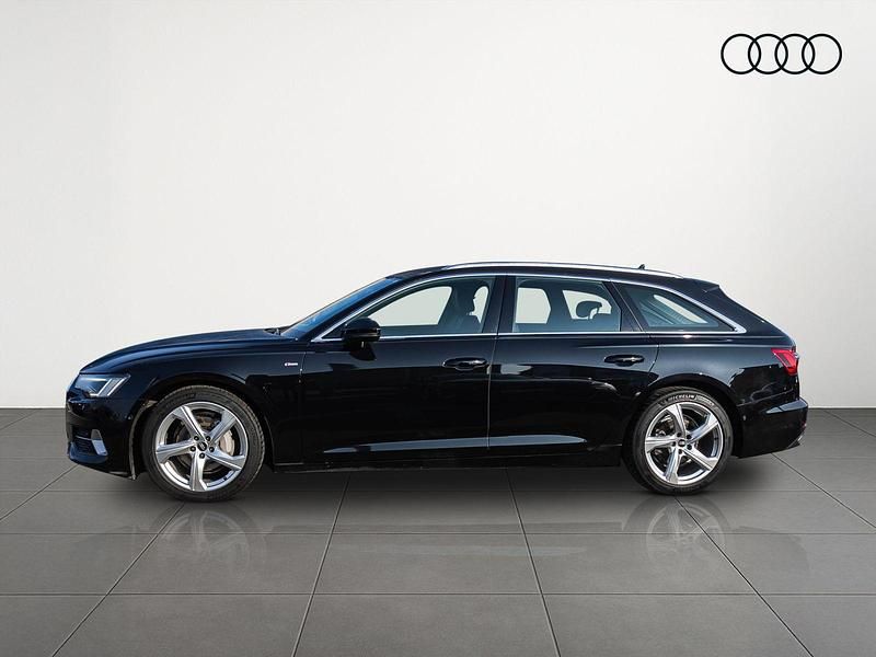 Gebraucht Audi A6 Ambiente 204 PS (150 kW) 2022 Mythosschwarz metallic Kombi