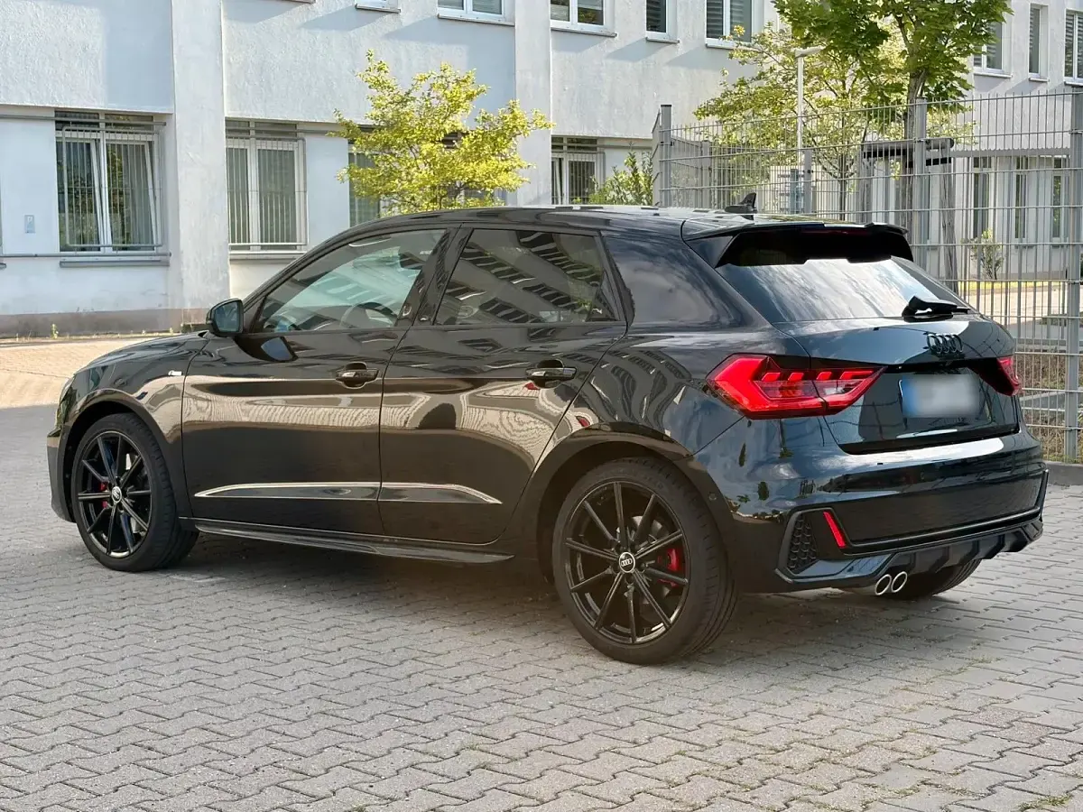 Gebraucht Audi A1 Sportback S-Line 207 PS (152 kW) 2023 Schwarz Kleinwagen