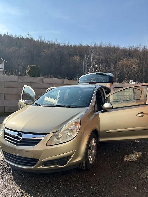 Gold Gebraucht 2008 Opel Corsa Limousine | 2.800 € (Fairer Preis) - Bild 1/4