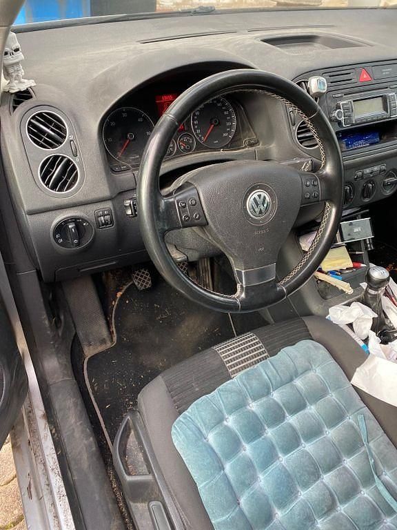 Gebraucht VW Golf Plus Cross Trendline 140 PS (102 kW) 2008 Silber Van / Kleinbus