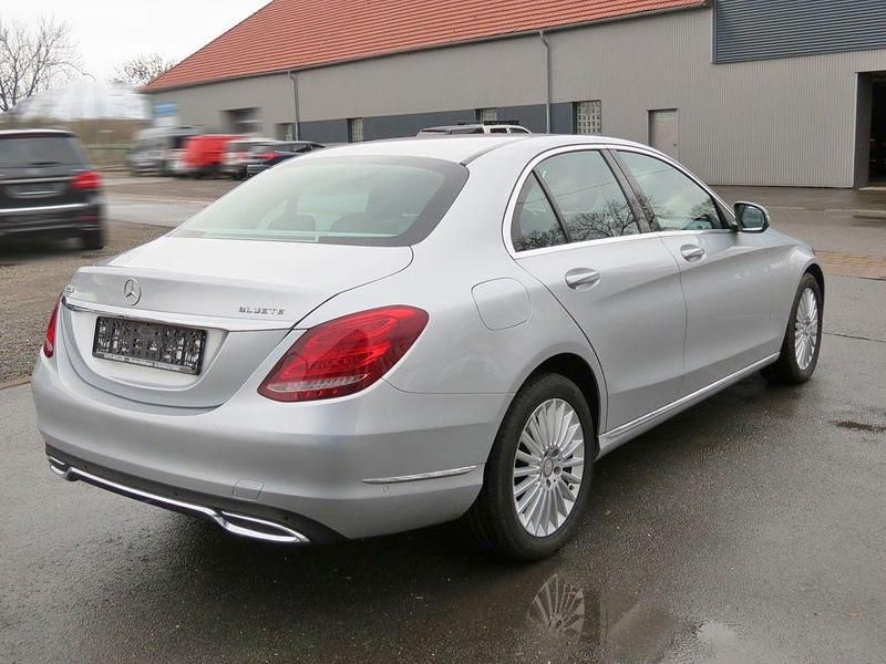 Gebraucht Mercedes C220 170 PS (125 kW) 2014 Iridiumsilber  metalliclack Limousine