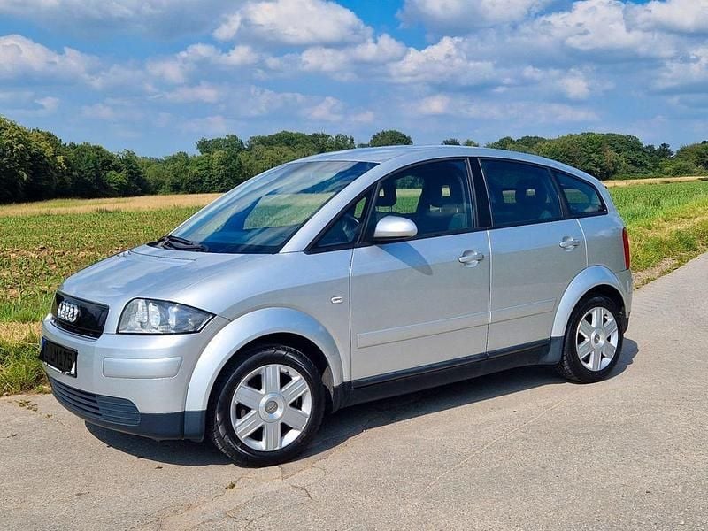 Silber Gebraucht 2001 Audi A2 Kleinwagen | 5.600 € (Teuer) - Bild 1/4