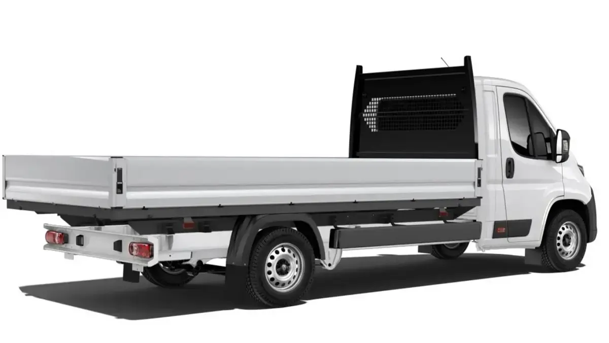 Neu Peugeot Boxer 179 PS (131 kW) 2026 Kaolin weiß Van