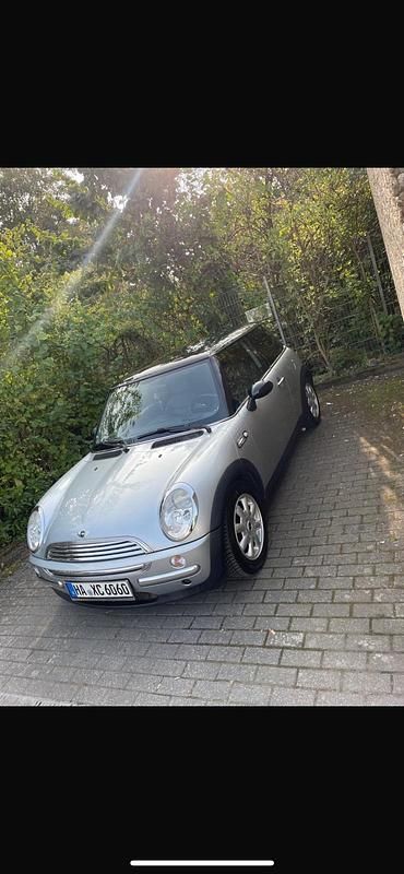 Silber Gebraucht 2003 Mini Cooper Coupé Coupé | 2.900 € (Fairer Preis) - Bild 1/4