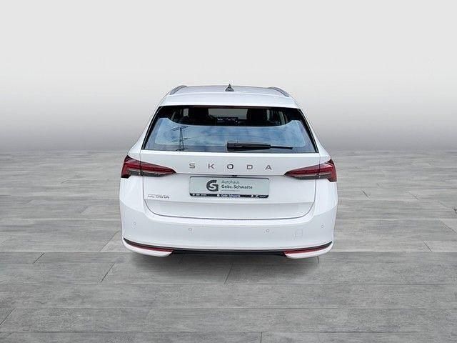Gebraucht Skoda Octavia Selection 150 PS (110 kW) 2024 Candyweiß Kombi