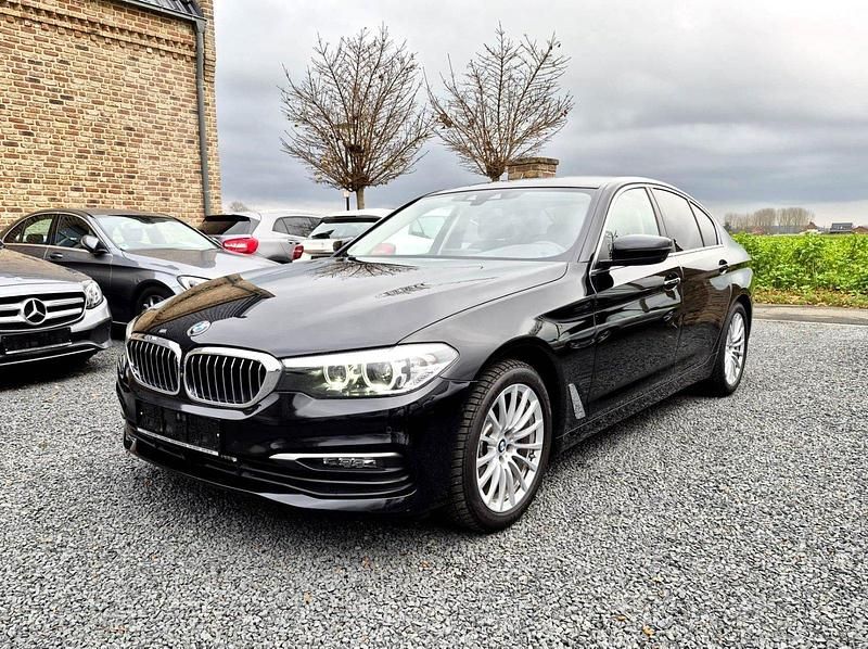 Gebraucht BMW 520 Performance 190 PS (139 kW) 2019 Black sapphire metallic Limousine