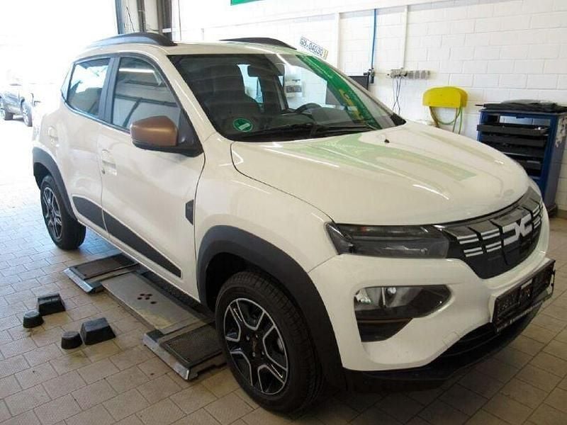 Weiß Gebraucht 2023 Dacia Spring Extreme Kleinwagen | 12.990 € (Fairer Preis) - Bild 1/3
