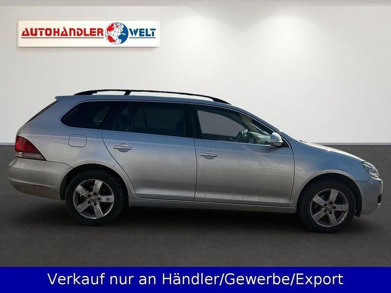 Gebraucht VW Golf VI 105 PS (77 kW) 2012 Silber Kleinwagen
